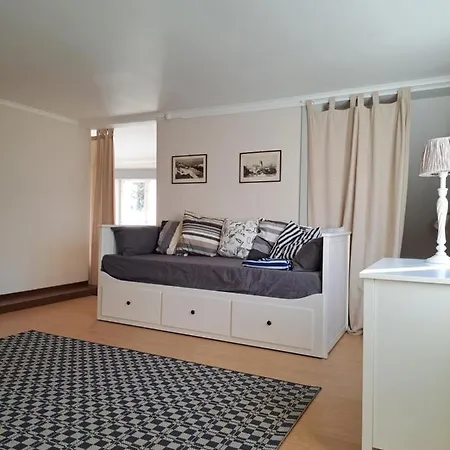 Norrby Gard - Sjoevik Holiday home *