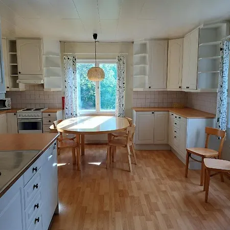 Holiday home Norrby Gard - Sjoevik *