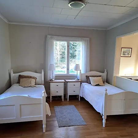 Holiday home Norrby Gard - Sjoevik *
